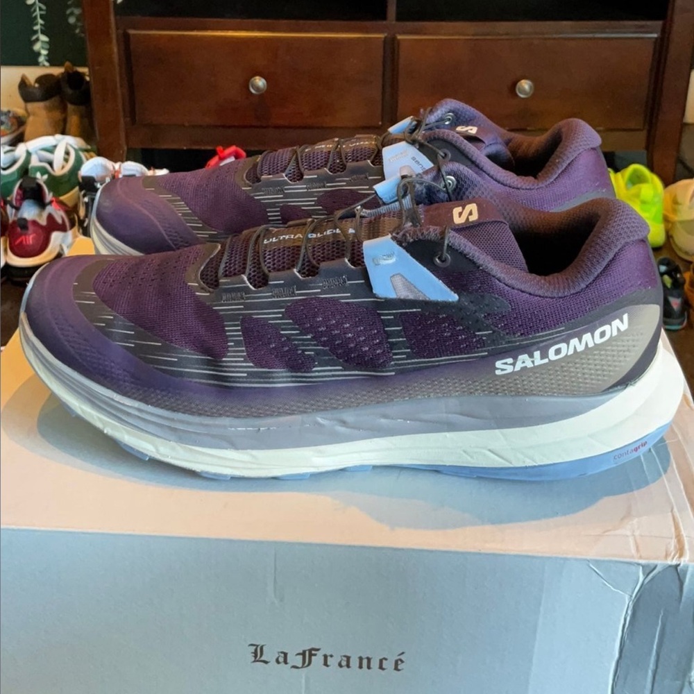 32 SALOMON Ultra Glide 2 "Black
Purple" (no box)